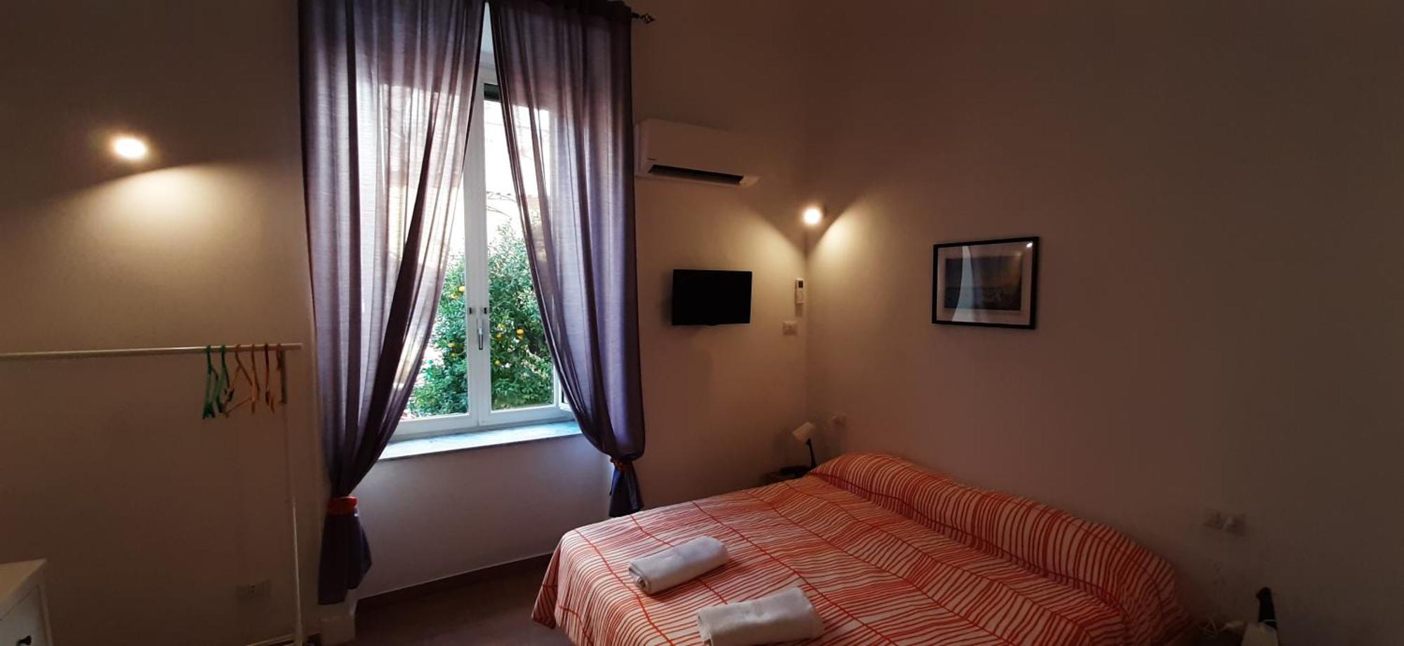Casa Laura Oliva Mancini Bed and Breakfast Neapel Rum bild
